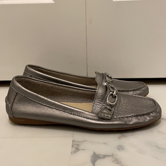 Coach Fortunata Moccasin Slip-on Shoes in Silver Gray - Picture 4 of 9